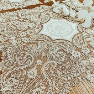 گالری رومیزی دانتل مخمل طرح ترک مدل لاله با رانر مربع